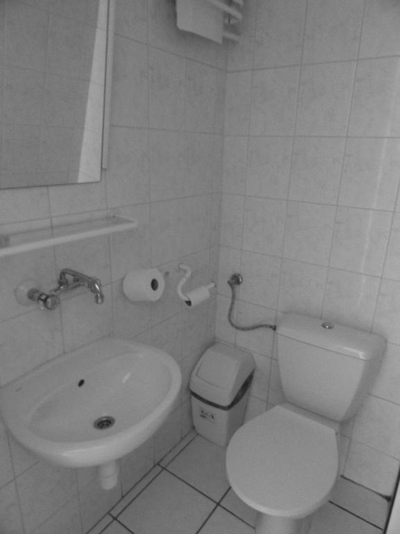 Motel Strzeszynek - Wypoczynek Posen Exterior foto